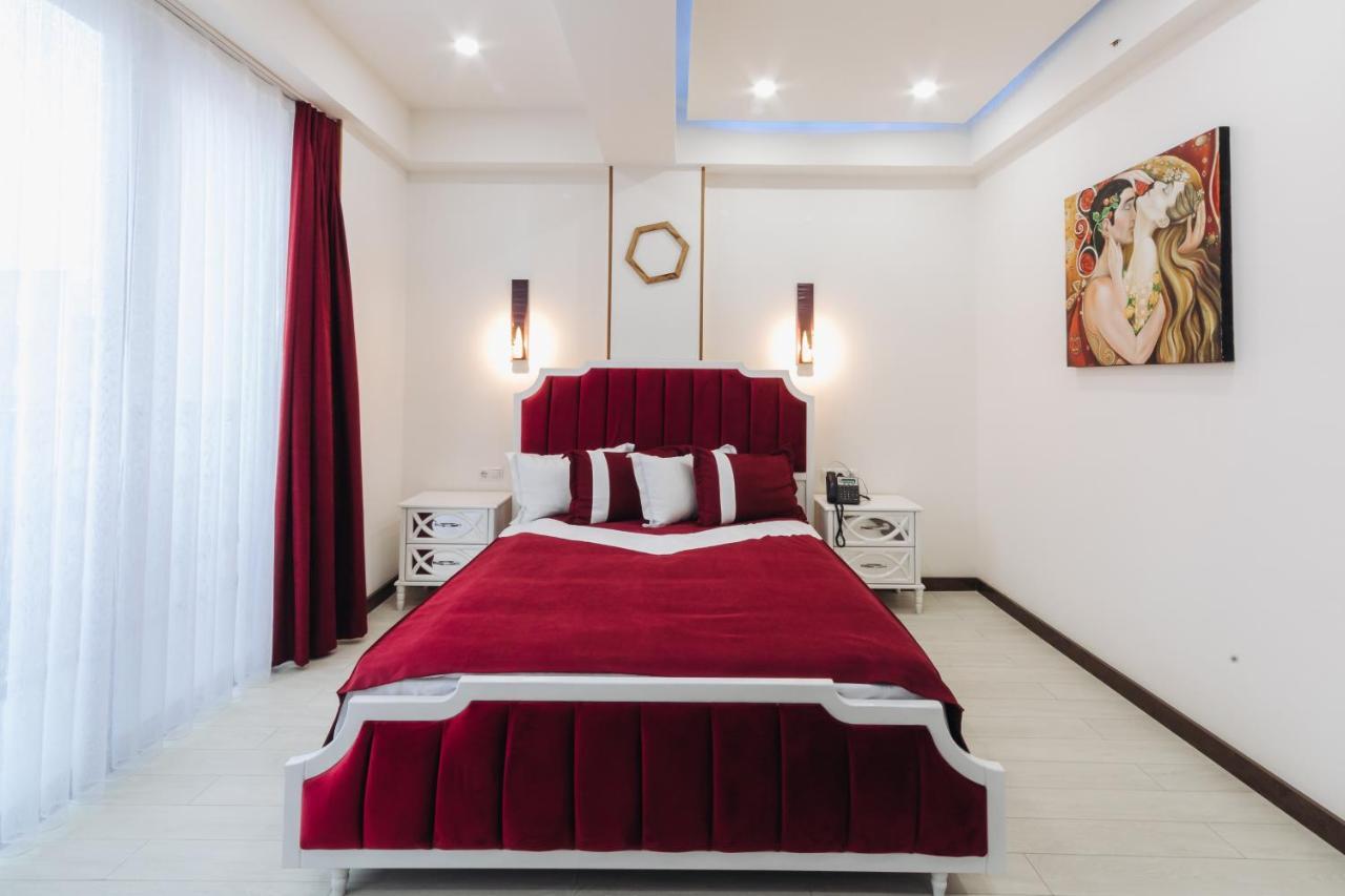 Luxin Hotel Tbilisi Exterior foto